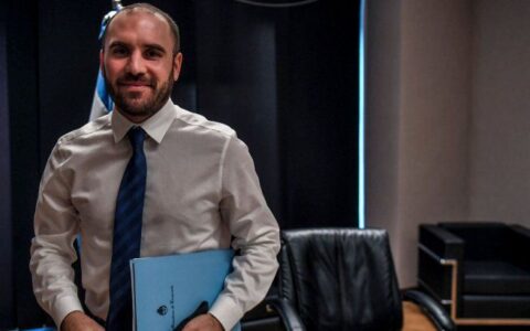 Informe del Ministro Guzmán en el Congreso: Con más desempleo, pero sin continuidad del IFE y del ATP