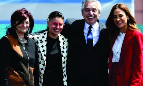 Alberto Fernández tomó juramento a las tres ministras