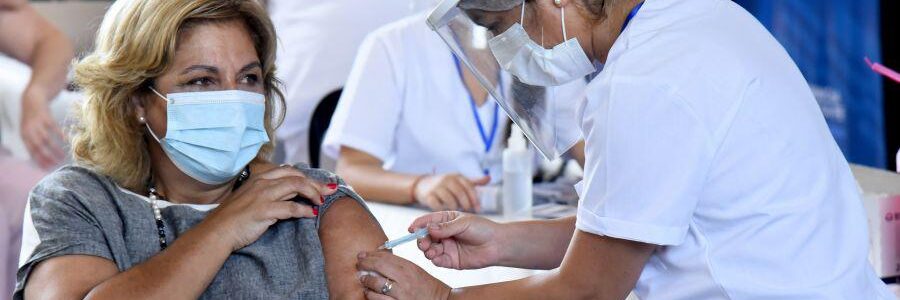 En Salta ya se aplican las vacunas bivalentes