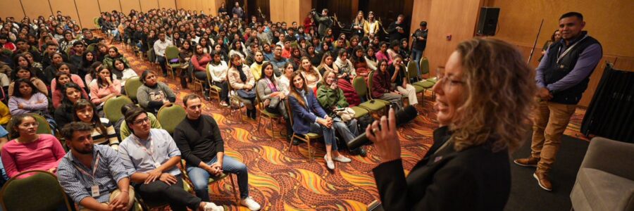 En un encuentro impulsado por la Municipalidad, se asesoró a más de 500 jóvenes para su inserción laboral