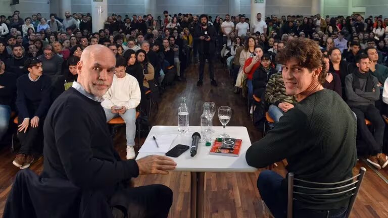 Horacio Rodríguez Larreta y Martín Lousteau encabezaron el ala moderada de Juntos por el Cambio en la última elección