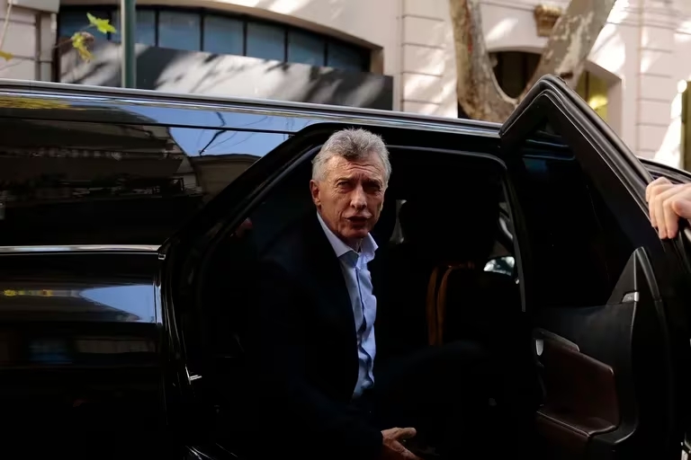 Mauricio Macri al llegar a una reunión partidaria (Imagen de archivo: Luciano González)
