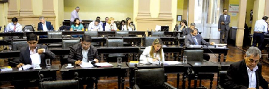 SE CONVIERTEN EN LEY LOS CAMBIOS DEL GABINETE DE URTUBEY