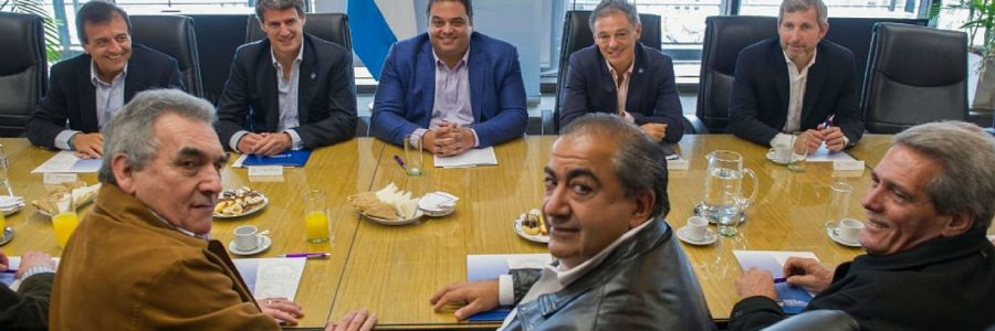 GOBIERNO Y CGT ACUERDAN REFORMA Y PASA AL CONGRESO