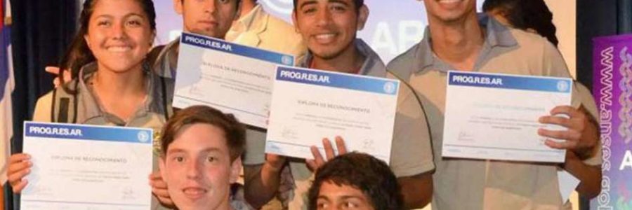 MACRI RELANZÓ EL PLAN DE BECAS PROGRESAR