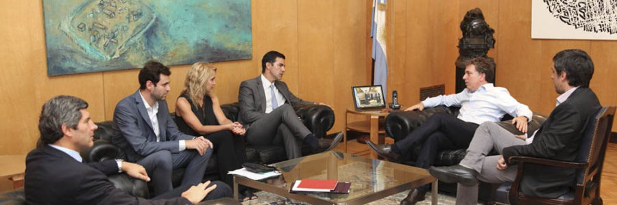 EL GOBERNADOR URTUBEY SE REUNIÓ CON EL MINISTRO DE HACIENDA DE NACIÓN