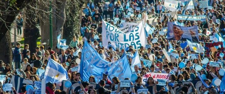 Salta marchó en contra de la legalización del aborto