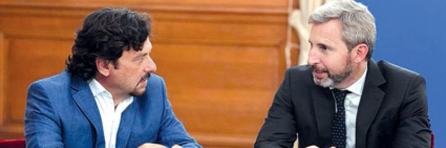 Gestiones por obra pública y Procrear en la Casa Rosada