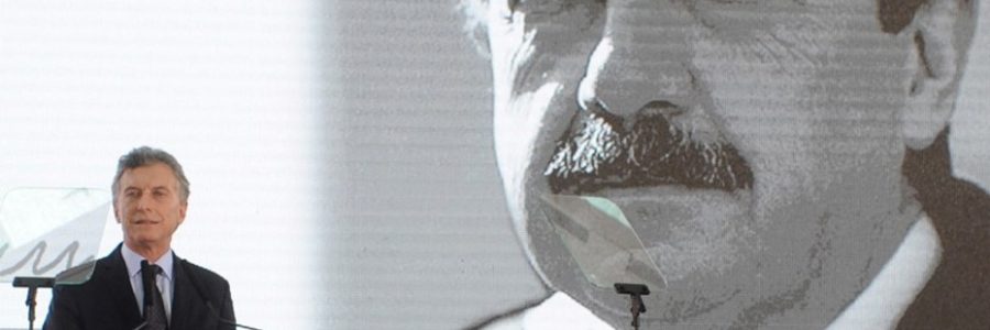 Mauricio Macri encabezó un homenaje a Raúl Alfonsín y les envió un gesto a los radicales de Cambiemos
