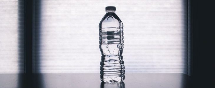 ¿Cuántas veces se puede reutilizar una botella de agua?