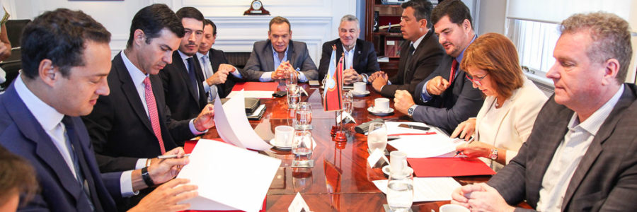 Provincia y Nación acuerdan sobre control fronterizo y un régimen simplificado de importaciones en el departamento Orán
