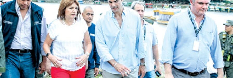 Con piedras y marchas de bagayeros la ministra Bullrich dejó instalado en Orán el nuevo sistema de microimportadores