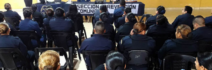 Capacitan a personal policial sobre políticas públicas en materia de género
