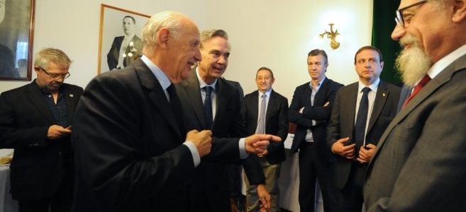 Lavagna, en el Senado: “Repetir uno u otro gobierno que ya han fracasado no es la solución”