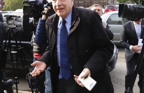 Lavagna negó haber recibido un ofrecimiento de dinero para bajar su candidatura