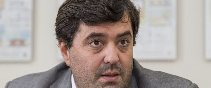 Renunció Hanne y asume Ferraris