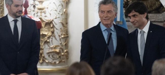 Oficializaron el pago del bono de $5.000 a los estatales