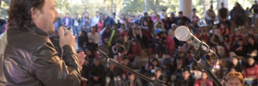Sáenz: “Es un orgullo haber podido dignificar a la familia carrera y que los caballos hayan dejado de tirar los carros”