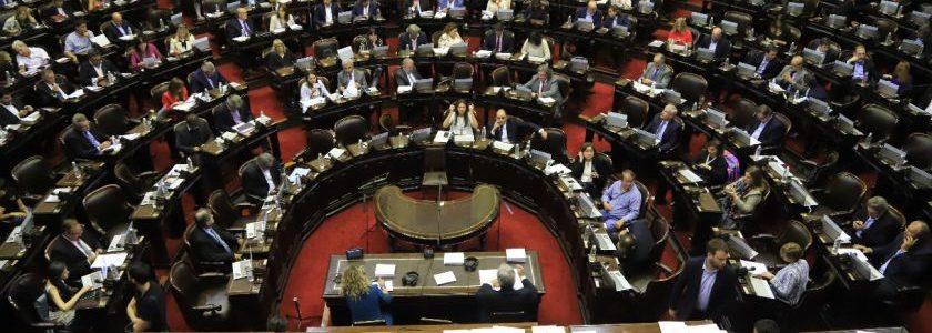 Emergencia alimentaria: diputados abren el debate en el Congreso con aval de Macri