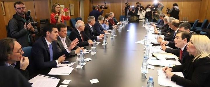 Procuración dice que la Corte tiene competencia originaria para tramitar demandas de provincias