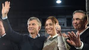 Macri desembarca en Mar del Plata para buscar el voto duro y cierra en Córdoba con la esperanza de forzar el balotaje