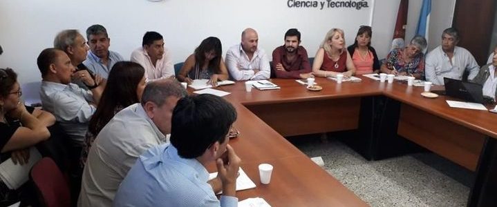 Reunión con gremios de educación