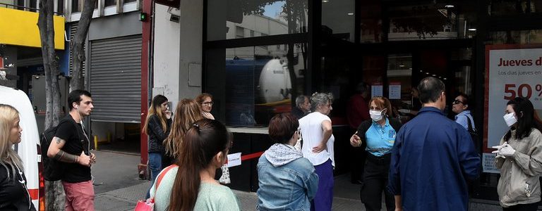 Renta básica universal: el Gobierno avanza en las características del sistema que sustituirá al Ingreso Familiar de Emergencia