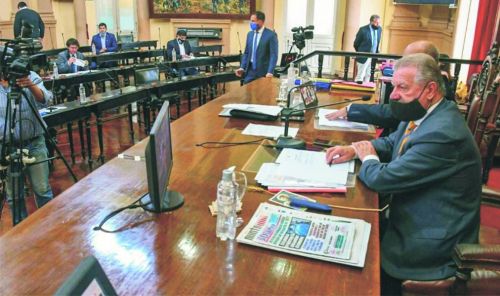 Dos Declaraciones del Senado a favor de la producción de bioetanol