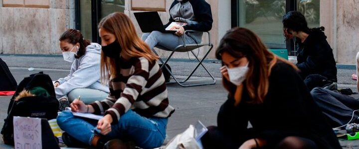 La OMS defendió la necesidad de mantener las escuelas abiertas