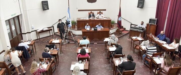 Una concejal capitalina pidió la renuncia de una jueza que suspendió la custodia a una víctima