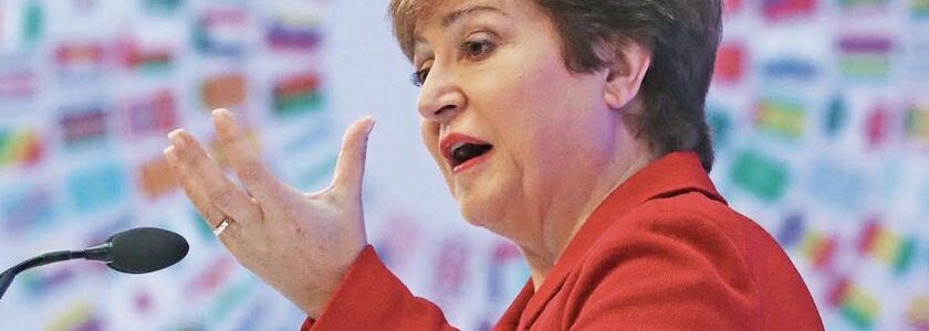 El bloque de Cristina Kirchner atacó a Georgieva: «¿Cómo el FMI prestó tanto dinero a Macri?»