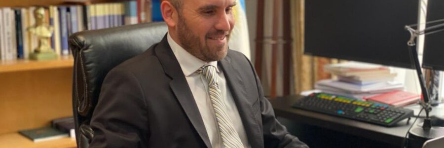 El ministro Martín Guzmán también se vacunó contra el coronavirus