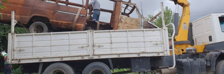 47 vehículos abandonados, se levantaron de la vía pública durante estos primeros meses del 2021