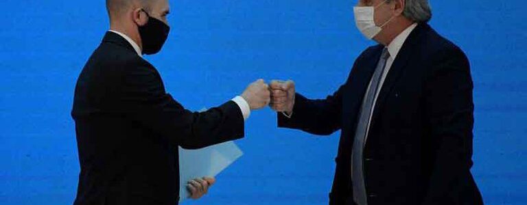 El Gobierno dice que no ajusta, pero ya lo hace en salarios, jubilaciones y universidades