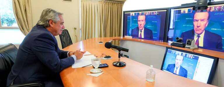 Alberto Fernández habló con el jefe del Banco Mundial y prometió que Argentina “va a honrar sus deudas”