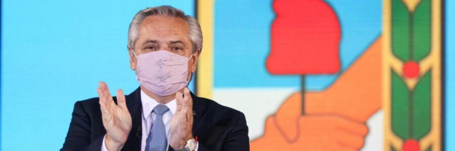 Alberto Fernández: “Estamos vacunando a todos los argentinos mientras los otros se levantan de la cama, hacen Zoom y nos critican”