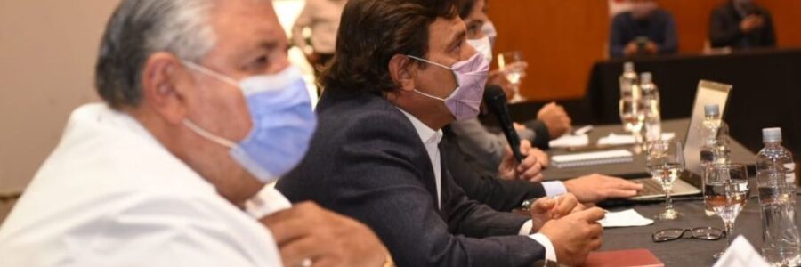 Salud prioritaria: avanza el plan para suspender cirugías no urgentes y destinar camas a terapia