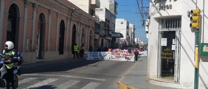 Manifestación de manteros por el centro de la ciudad