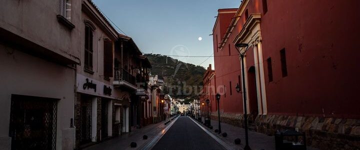 Desde el lunes los intendentes podrán definir el horario de las actividades junto con el COE