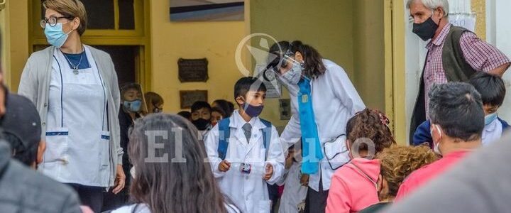 Nueva normalidad con vuelta a clases y DNI para entrar al súper