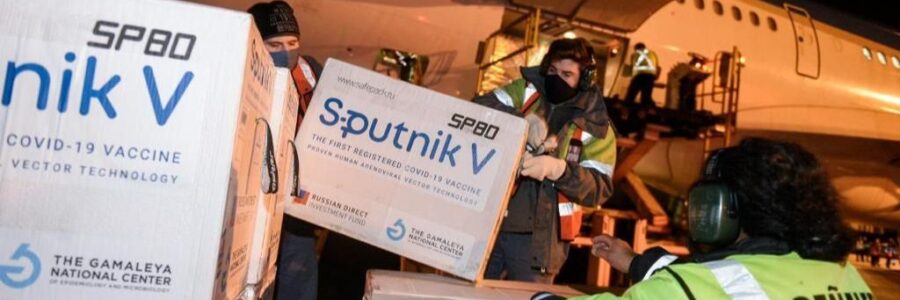 Llegó un nuevo vuelo con 350 mil dosis del segundo componente de la Sputnik V
