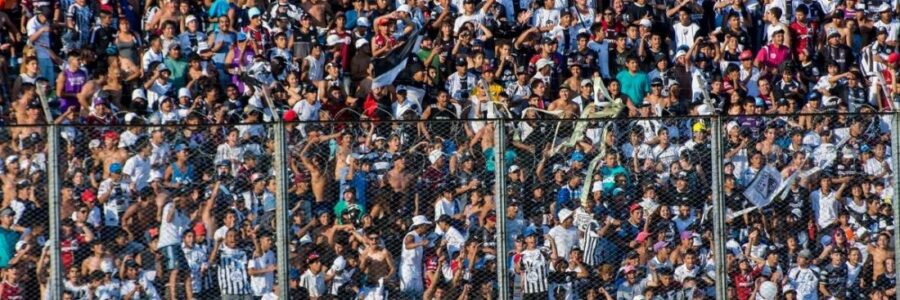 El COE autorizó el regreso del público al fútbol, pero restan definir varios ítems de los protocolos