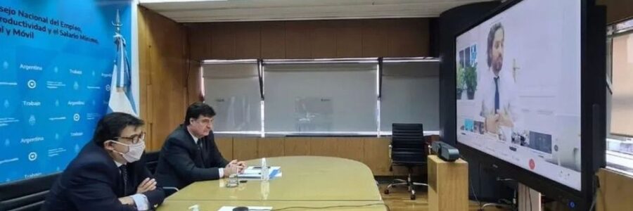 Adelantan a septiembre una de las subas del Salario Mínimo y será mayor a $29 mil