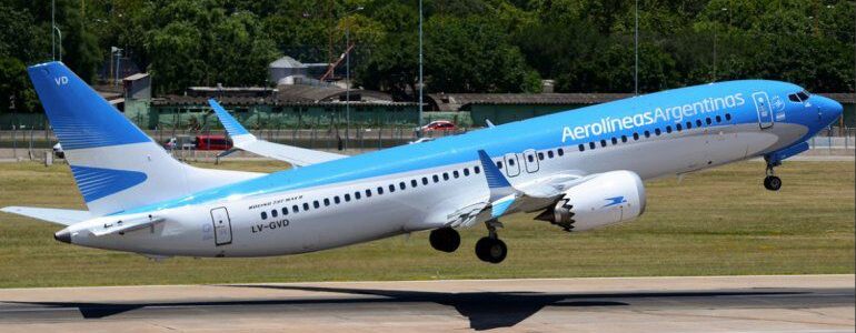 Aerolíneas vuelve a operar corredor federal Mendoza-Salta-Iguazú