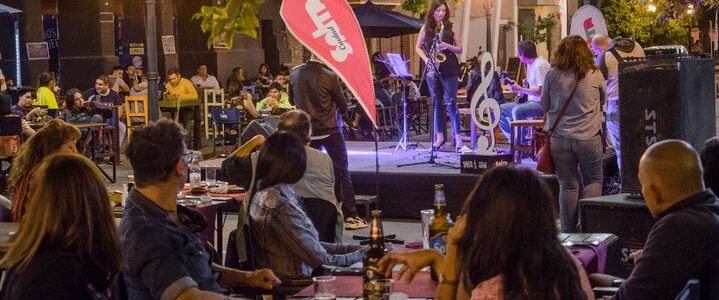 Bolicheros salteños piden trabajar con bailes en burbujas