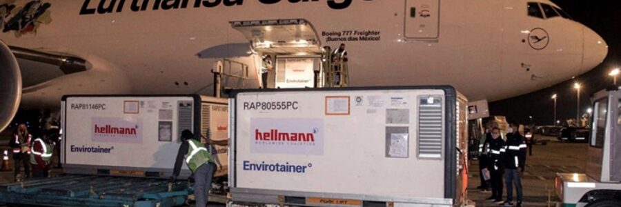 Llegaron al país 1,2 millones de dosis de Sinopharm y AstraZeneca