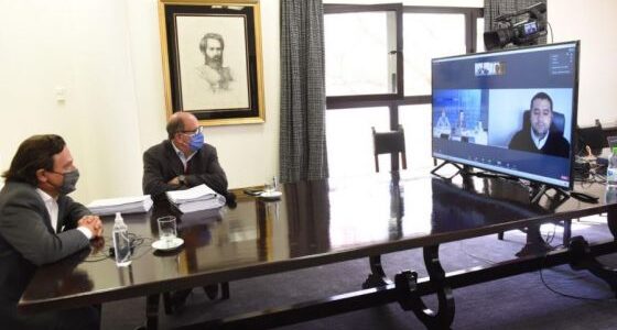 El gobernador Sáenz firmó un convenio para realizar 291 conexiones domiciliarias de cloaca en La Puerta, Seclantás