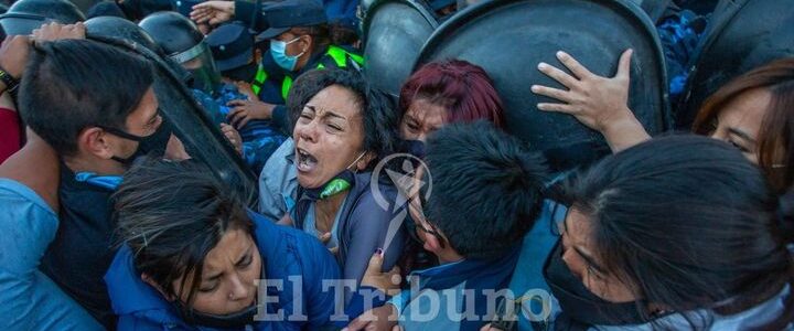 Docentes: acampe, tensión y un conflicto que no encuentra salida