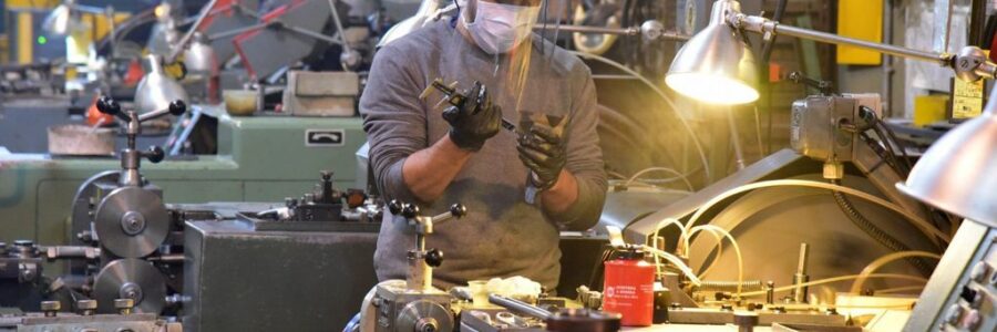 No vacunados: el Gobierno criticó la propuesta de la UIA