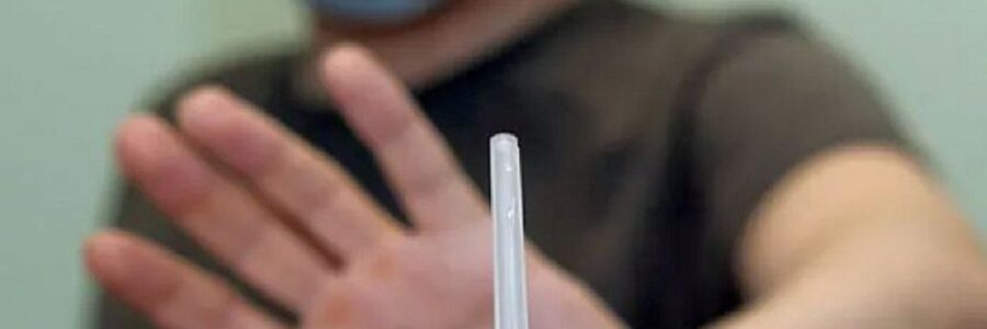 La CGT rechazó la idea de no pagar a los trabajadores que no quieran vacunarse